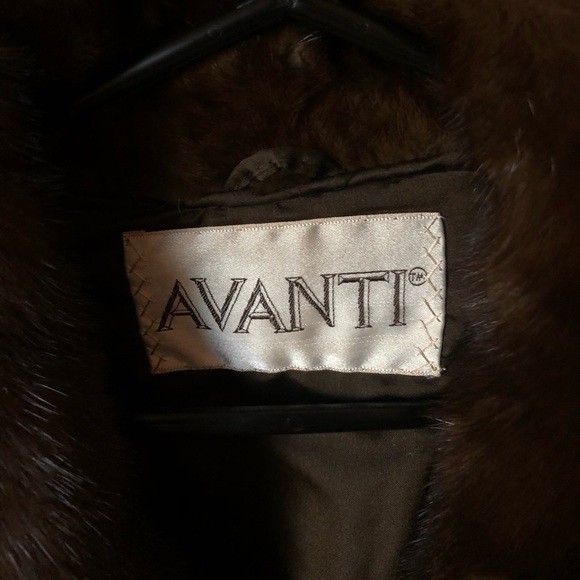 Avanti Mink Fur Coat - Picture 3 of 7